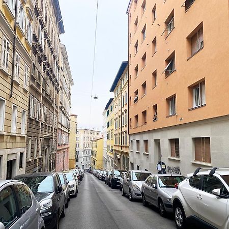 Blucavana, Casa Vacanze In Centro A Trieste Dış mekan fotoğraf