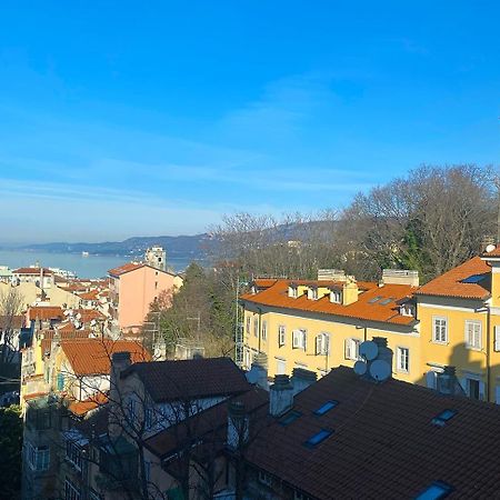 Blucavana, Casa Vacanze In Centro A Trieste Dış mekan fotoğraf