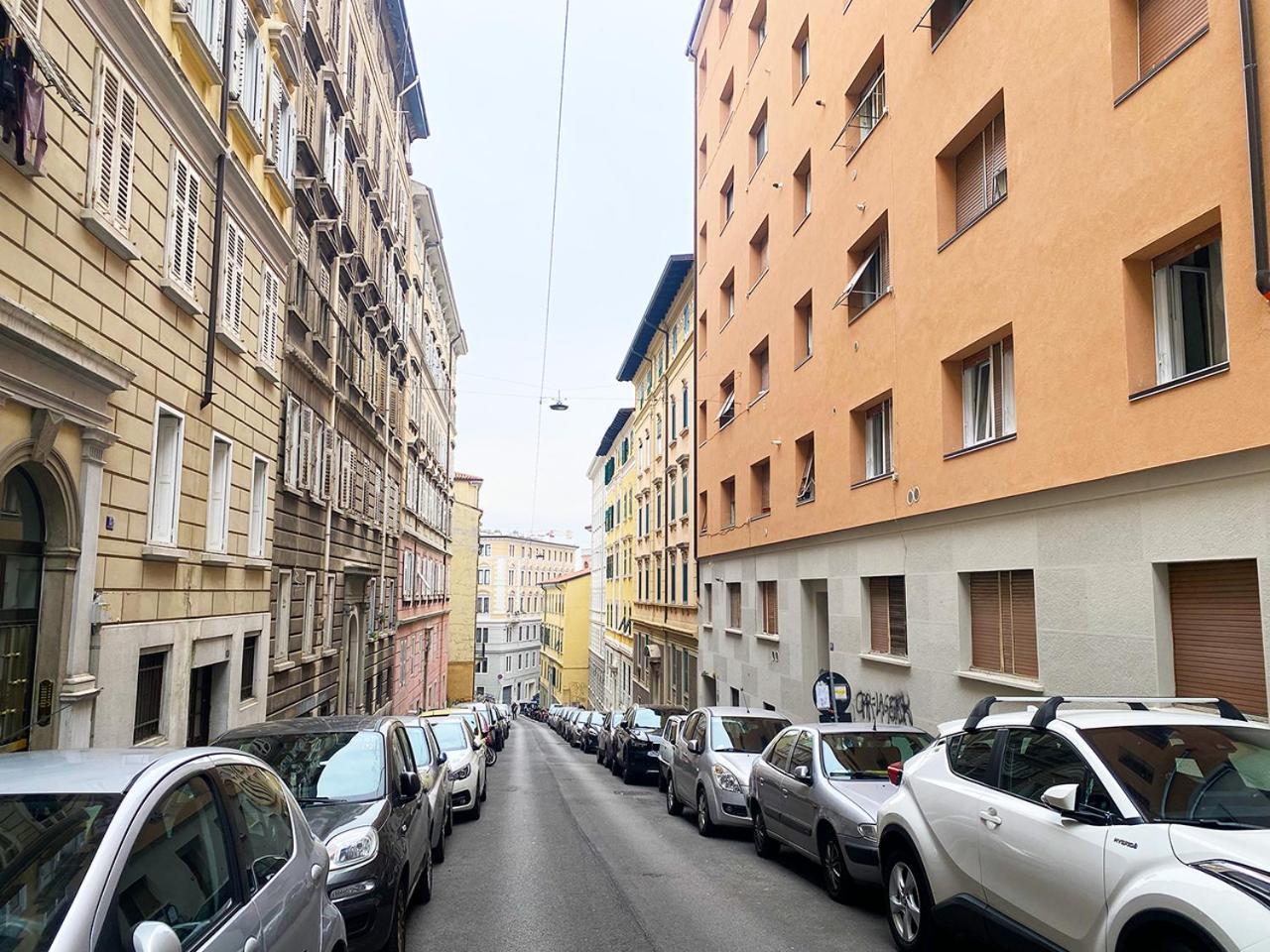 Blucavana, Casa Vacanze In Centro A Trieste Dış mekan fotoğraf