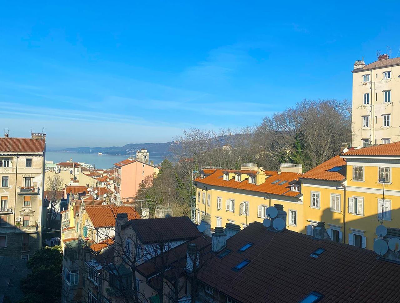 Blucavana, Casa Vacanze In Centro A Trieste Dış mekan fotoğraf